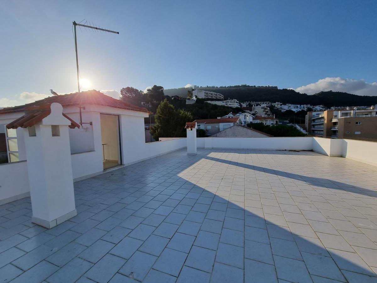 Casa Mar E Sol, New Apartment Near The Beach With Balcony Sesimbra Exterior photo